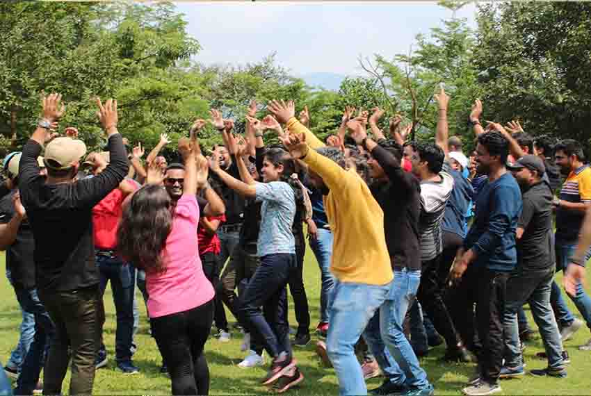 Outdoor Team Building Activities near Mumbai